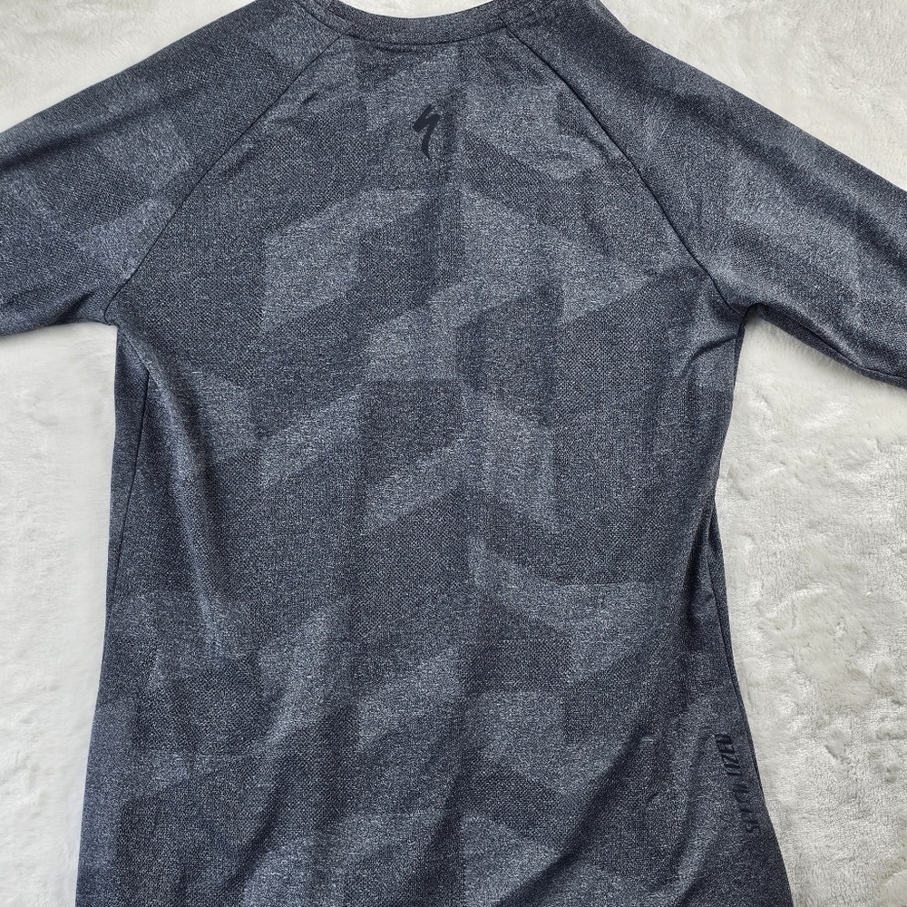 Specialized Bike Shirt Small Gray cycle athletics bike ride